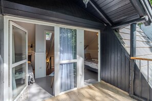 Hus Standard - 2 sovrum (BalChill House With Sauna And Jacuzzi) | Balkong