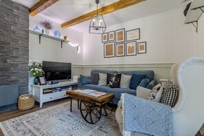 Hus Standard - 2 sovrum (BalChill House With Sauna And Jacuzzi) | Vardagsrum