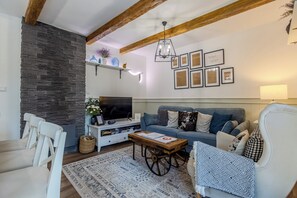 Standard House, Multiple Bedrooms (BalChill House With Sauna And Jacuzzi) | Living area | 21-inch Smart TV with cable channels - Balchill House With Sauna And Jacuzzi (Balatonszepezd)