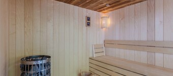Balchill House With Sauna And Jacuzzi