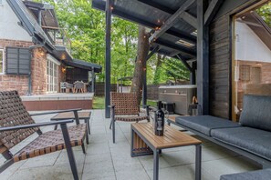 스탠다드 하우스, 침실 여러 개 (BalChill House With Sauna And Jacuzzi) | 테라스/파티오