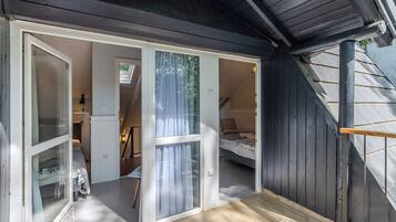 Standard House, Multiple Bedrooms (BalChill House With Sauna And Jacuzzi) | 2 bedrooms, laptop workspace, iron/ironing board, free WiFi