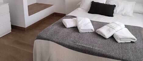 2 Schlafzimmer, Bügeleisen/Bügelbrett, Internetzugang, Bettwäsche