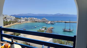 Deluxe Twin Room, Balcony, Sea View | Beach/ocean view