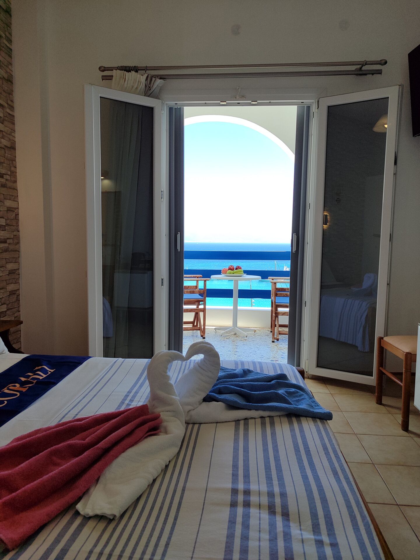 Habitación Deluxe doble, balcón, vistas al mar | Cortinas opacas, sistema de insonorización, wifi gratis