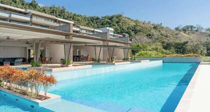Ocean-View Ground-Floor Condo Near Los Sueños