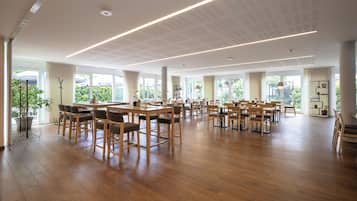 Petit déjeuner buffet compris tous les jours