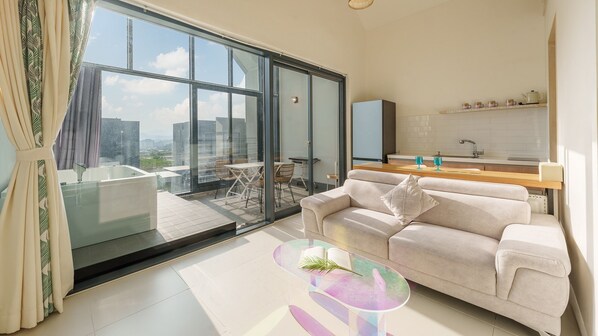 Basic Room, 1 Bedroom (Rose Room 201 (Spa)) | 1 bedroom, free WiFi - Gyeongju Rose Breeze Pool Villa Pension (Gyeongju)