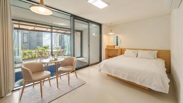 Basic Room, 1 Bedroom (Rose Room 101 (Studio)) | 1 bedroom, free WiFi