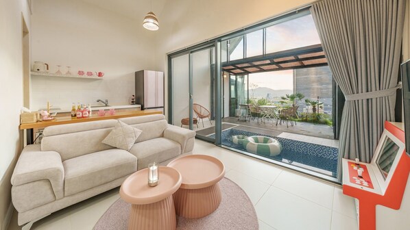 Basic Room, 1 Bedroom (Rose Room 104 (Duplex)) | 1 bedroom, free WiFi - Gyeongju Rose Breeze Pool Villa Pension (Gyeongju)