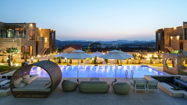 Exterior - Gyeongju Rose Breeze Pool Villa Pension (Gyeongju)