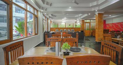 HOTEL NAVEEN MANALI BY BLUEKO HOTEL