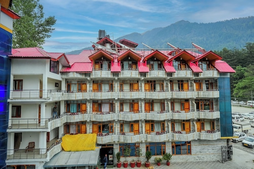 HOTEL NAVEEN MANALI
