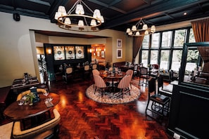 Restaurant - The Maynard (Grindleford)