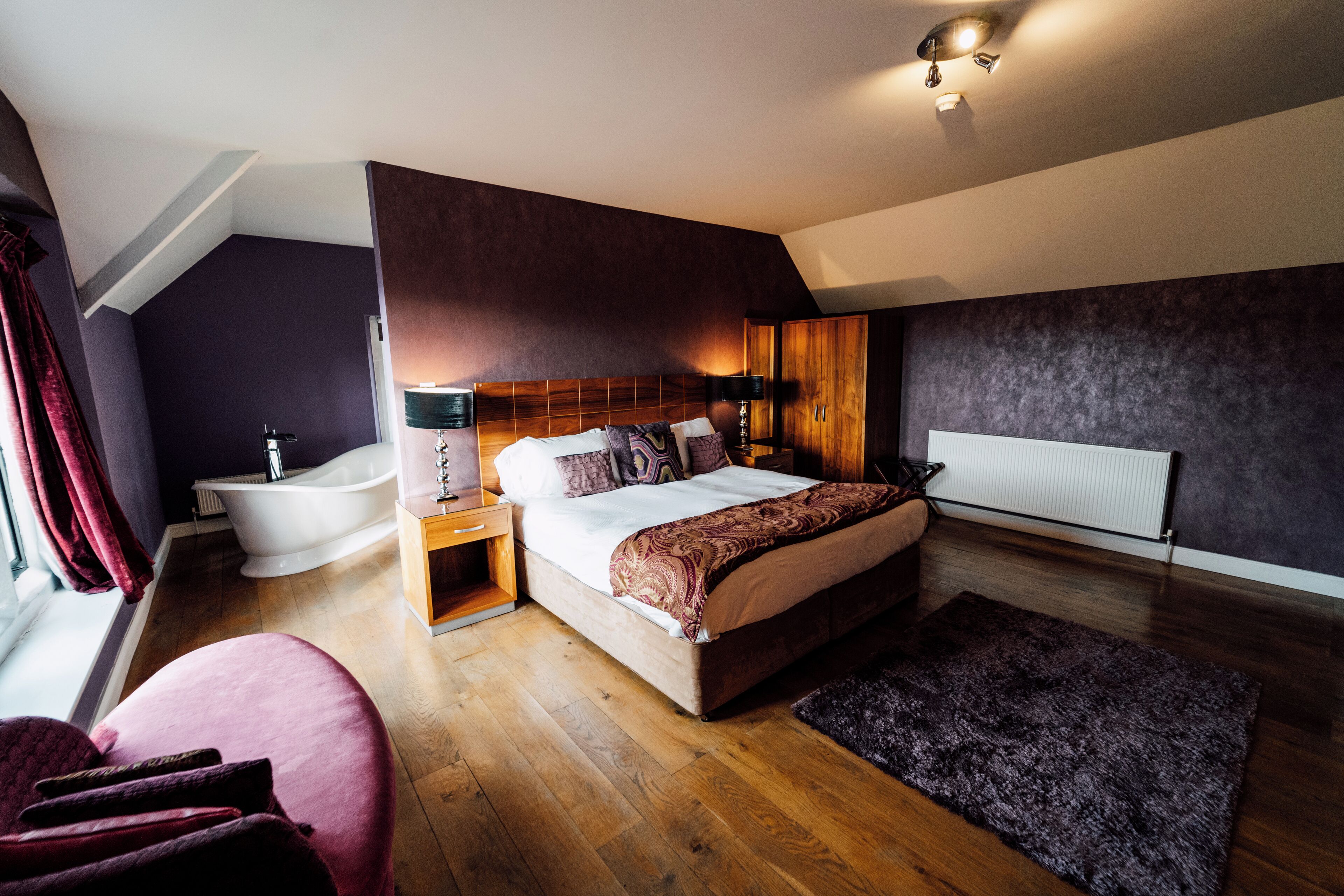 Studiosviitti, näköala mäelle | Allergiatestatut vuodevaatteet, yksilöllisesti sisustettu