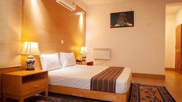Deluxe Single Room | Desk, laptop workspace, free WiFi