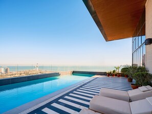 Outdoor pool - One Sharq Boutique Hotel (Kuwait City)
