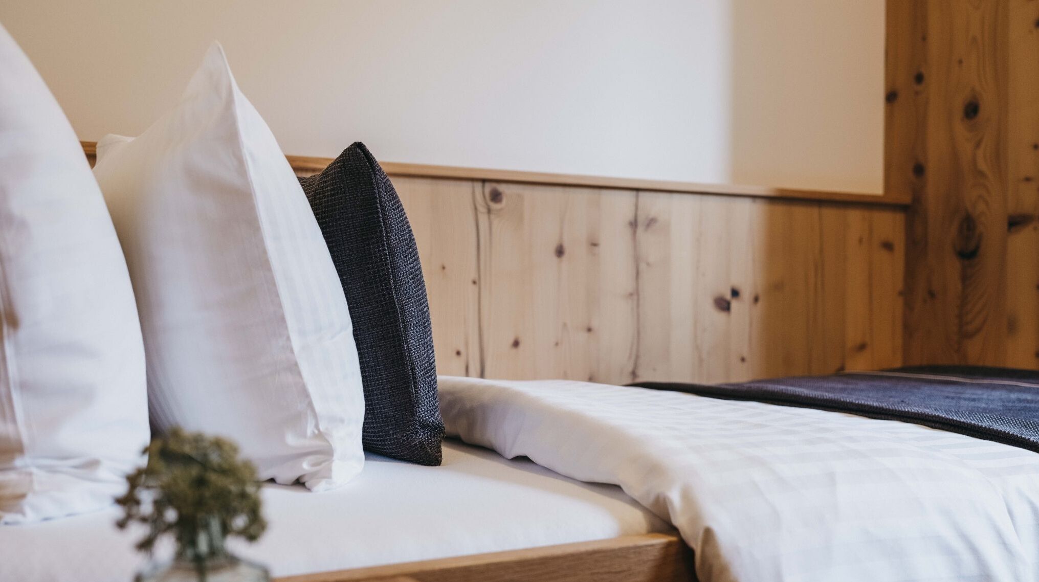 Single Room, Balcony | Free WiFi