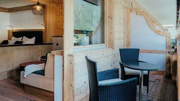 Deluxe kamer, balkon | Gratis wifi