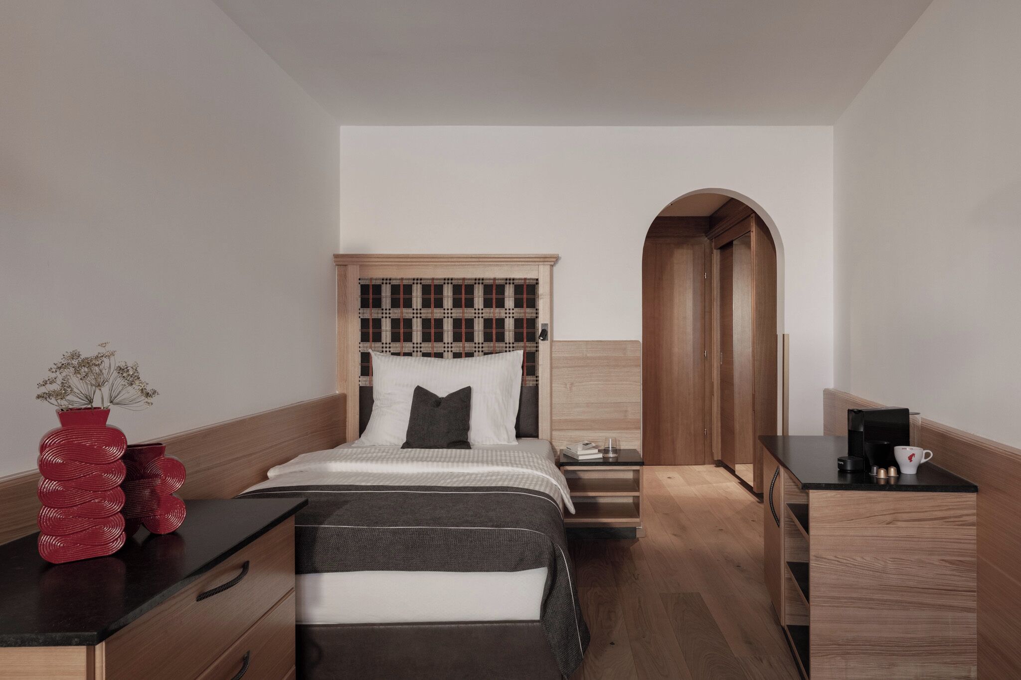 Single Room, Balcony | Free WiFi