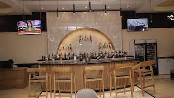 Bar (trong khuôn viên)