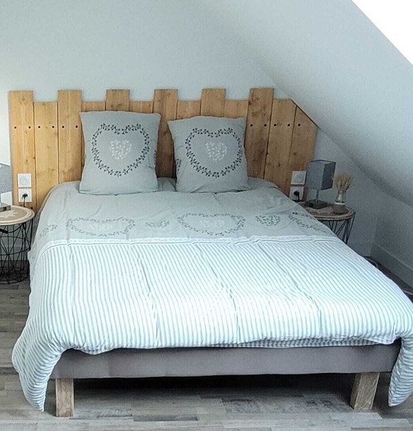 1 bedroom, WiFi, bed sheets