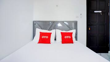 Deluxe Double Room | In-room safe, free WiFi, bed sheets