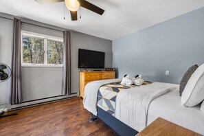 4 bedrooms, WiFi, bed sheets