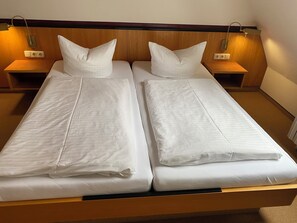2 sovrum, strykjärn/strykbräda, wi-fi och sängkläder