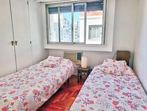 3 bedrooms, Internet, bed sheets