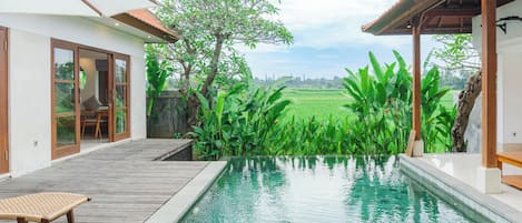 Villa, 3 habitaciones, vistas a la piscina | Escritorio y wifi gratis