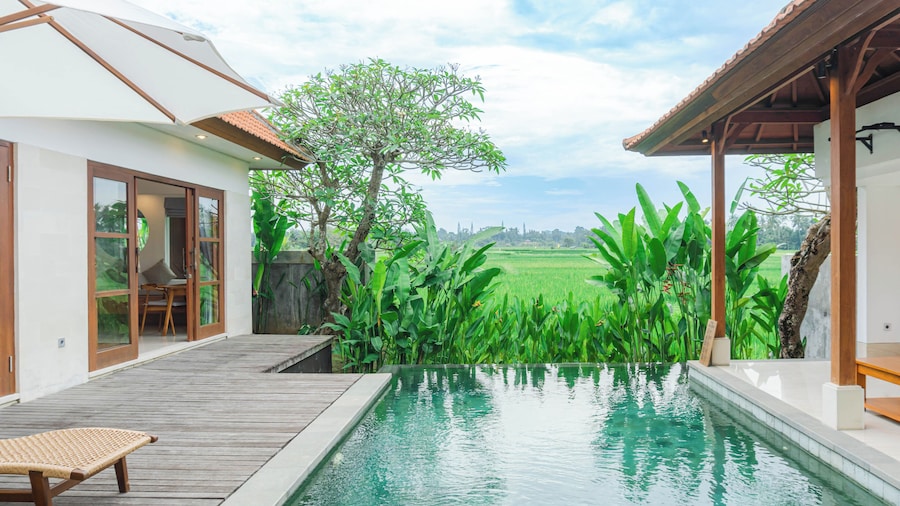 Kemawan Luxury Villas