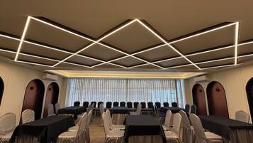 Petit déjeuner buffet compris tous les jours