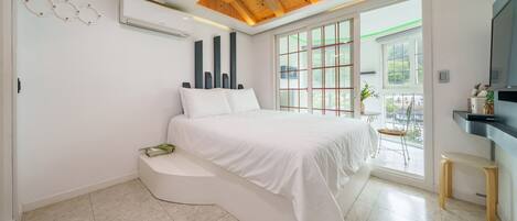 Basic Room, 1 Bedroom (Room 203 (BBQ / Netflix)) | 1 bedroom, free WiFi