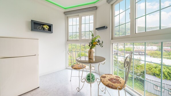 Habitación básica, 1 habitación (Room 203 (BBQ / Netflix)) | 1 habitación y wifi gratis 