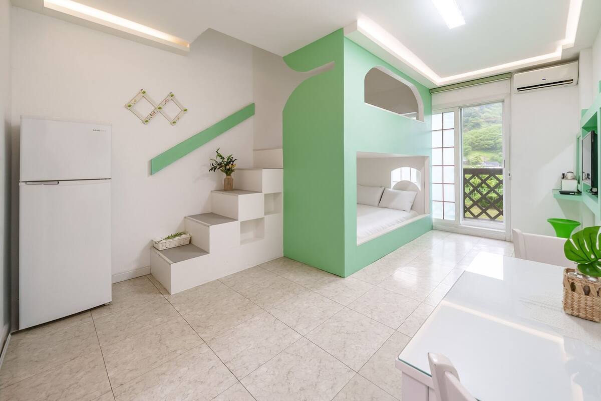 Basic Room, 1 Bedroom (Room 101 (BBQ / Netflix)) | 1 bedroom, free WiFi