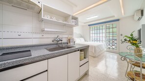 Basic Room, 1 Bedroom (Room 201 (BBQ / Netflix)) | 1 bedroom, free WiFi