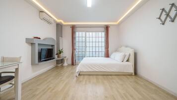 Basic Room, 1 Bedroom (Room 103 (BBQ / Netflix)) | 1 bedroom, free WiFi