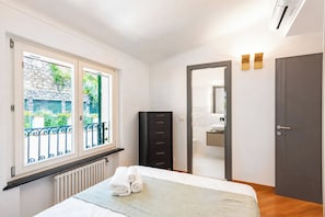 Apartamento familiar, 2 habitaciones, 2 baños (Wonderful House In Portofino with) | 2 dormitorios y wifi