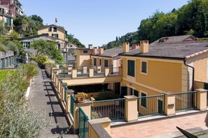 Family Apartment, Multiple Bedrooms, 2 Bathrooms (Wonderful House In Portofino with) | Exterior