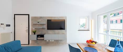 Family Apartment, Multiple Bedrooms, 2 Bathrooms (Wonderful House In Portofino with) | Living area