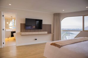 3 makuuhuonetta, silitysrauta/-lauta, Wi-Fi, vuodevaatteet