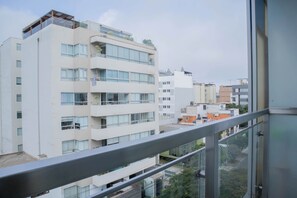 Property grounds - Wonderful 1BR with Great Deco in Miraflores (Miraflores)