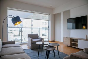 TV - Wonderful 1BR with Great Deco in Miraflores (Miraflores)