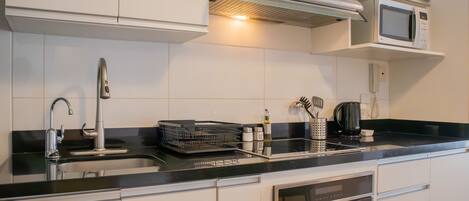 Fridge, microwave, oven, stovetop