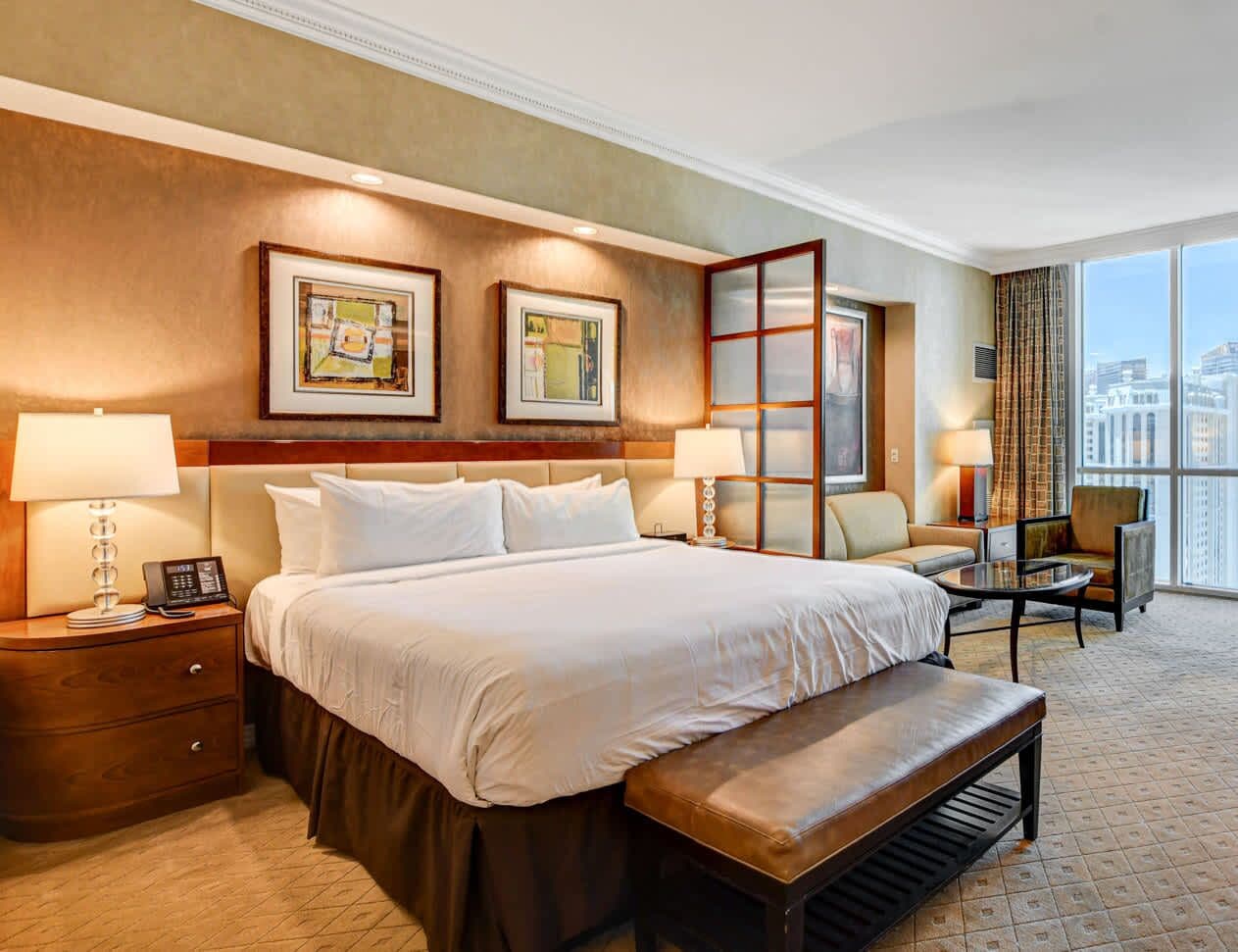 Desk, iron/ironing board, WiFi, bed sheets