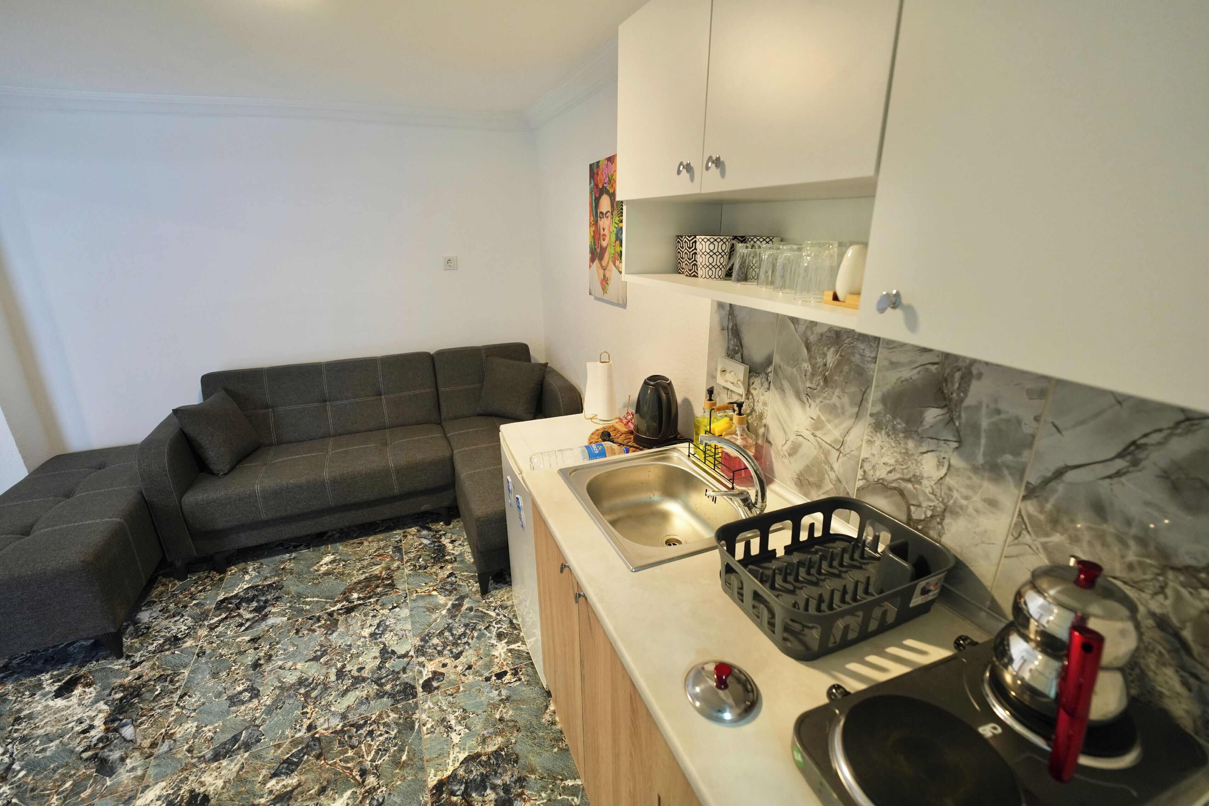 Family Quadruple Room | Free WiFi, individually decorated, individually furnished, bed sheets