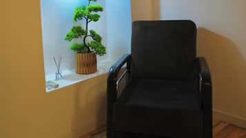 Family Quadruple Room | Wi-fi percuma, dihias secara berasingan