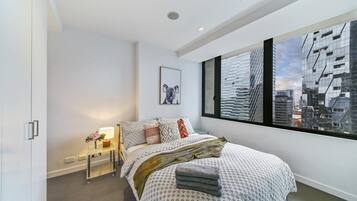 2 bedrooms, iron/ironing board, WiFi, bed sheets