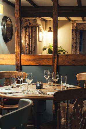 Restaurant - The Tytherleigh Arms (Axminster)